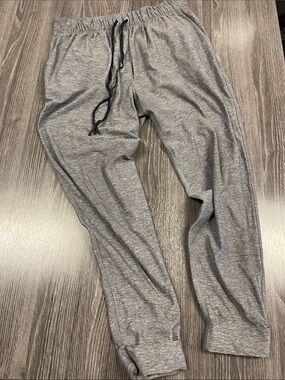 Lululemon super soft grey joggers 6